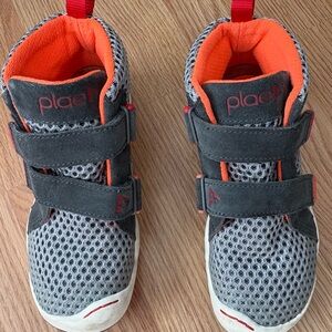 PLAE Kids Sneakers - Charcoal and Bright Orange size 12